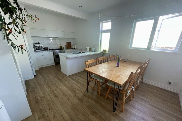 Photo of property in 30 Awamutu Grove, Waiwhetu, Lower Hutt, 5010