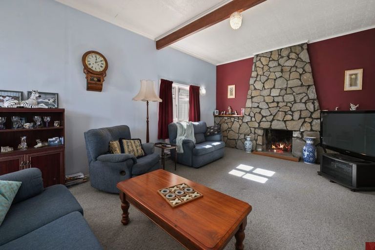 Photo of property in 38 Dumfries Road, Tokoroa, 3420