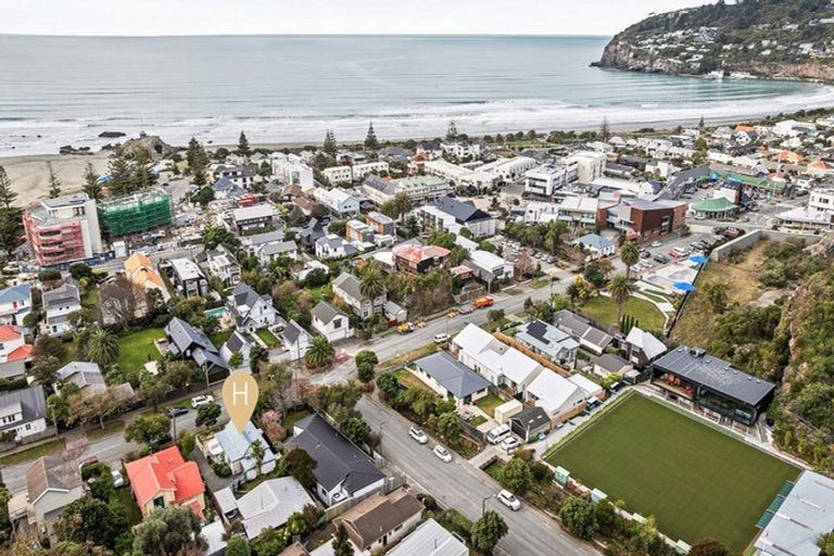 Photo of property in 8a Nayland Street, Sumner, Christchurch, 8081