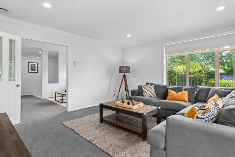 Photo of property in 1 Gresham Place, Rototuna North, Hamilton, 3210