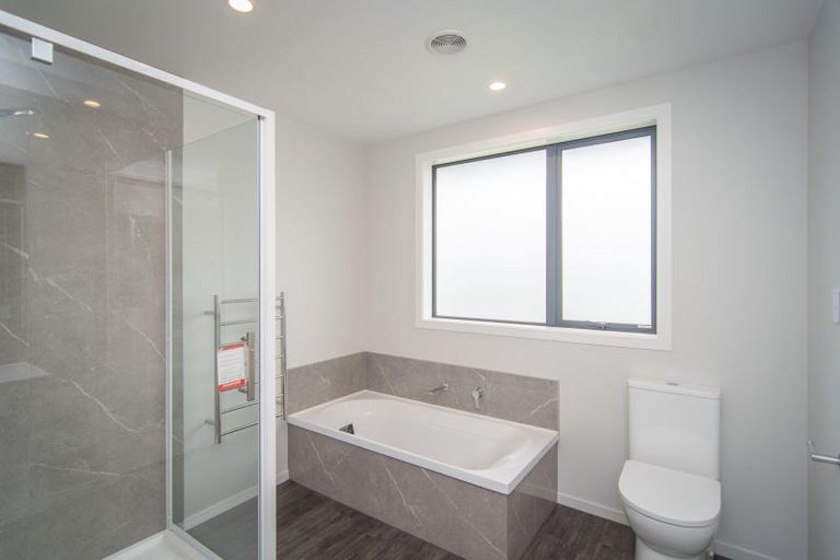 Photo of property in 70b Otipua Road, Kensington, Timaru, 7910