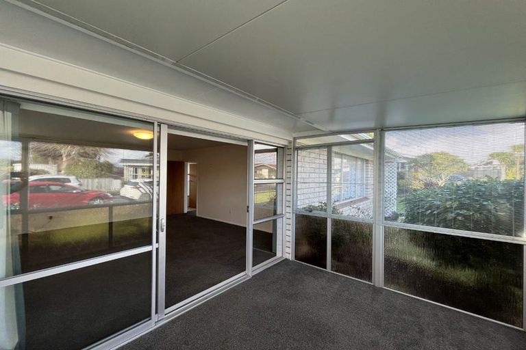 Photo of property in 1 Evelyn Place, Welbourn, New Plymouth, 4310