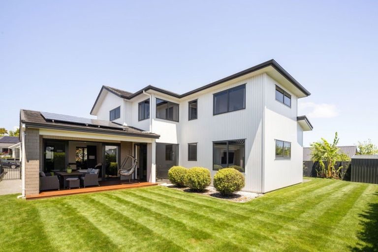 Photo of property in 8 Riverpoint Glade, Flagstaff, Hamilton, 3210