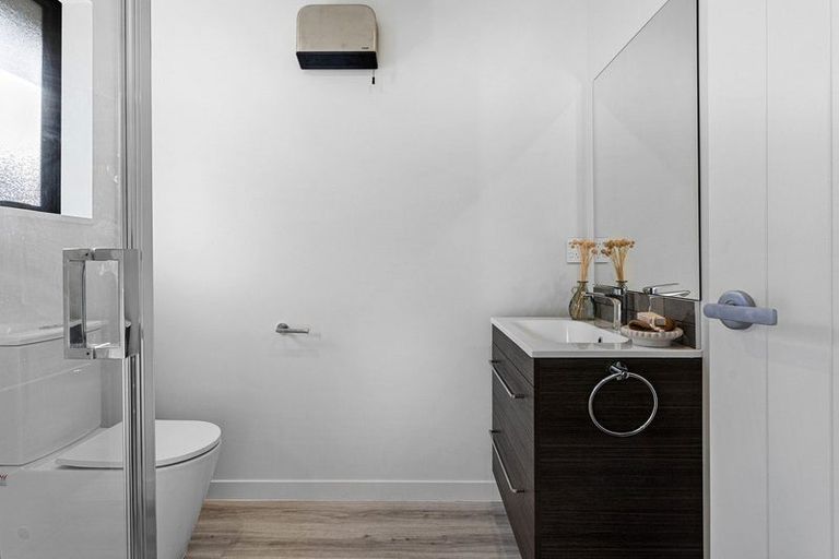 Photo of property in 43 Henshaw Street, Woodend, 7610