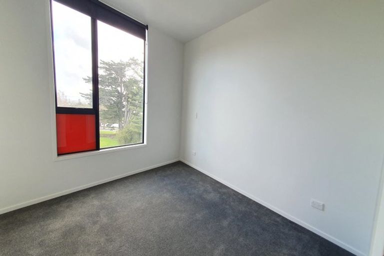 Photo of property in 1824 Great North Road, Avondale, Auckland, 1026