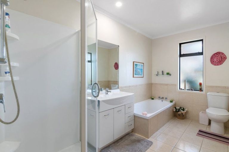 Photo of property in 15 Parkerfield Place, Motueka, 7120