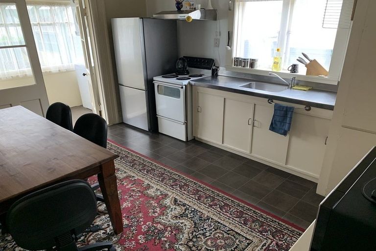 Photo of property in 55 Hills Road, Edgeware, Christchurch, 8013