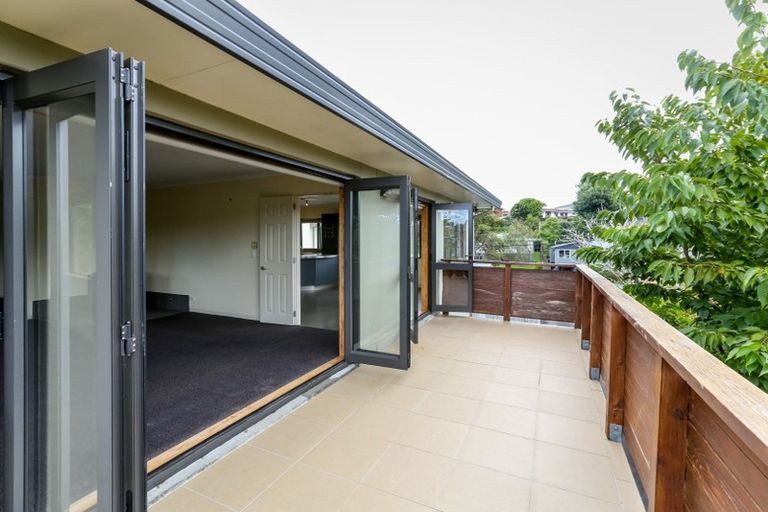 Photo of property in 90a Awanui Street, Merrilands, New Plymouth, 4312