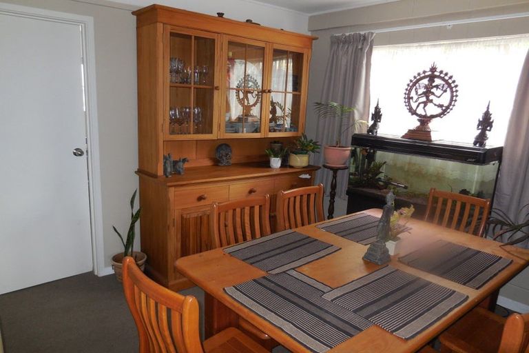 Photo of property in 117a Kia Ora Road, Beach Haven, Auckland, 0626