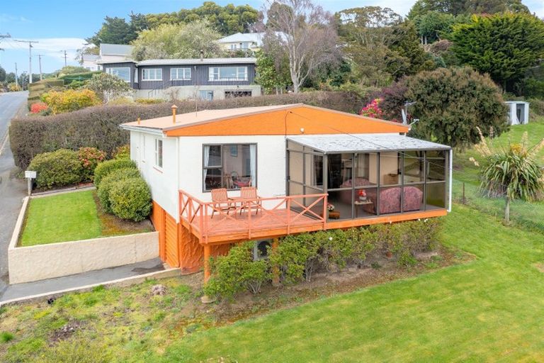 Photo of property in 15 Clyde Street, Roseneath, Port Chalmers, 9023