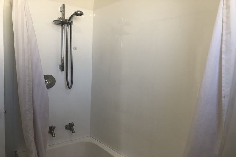 Photo of property in 10 Sequoia Place, Pukete, Hamilton, 3200