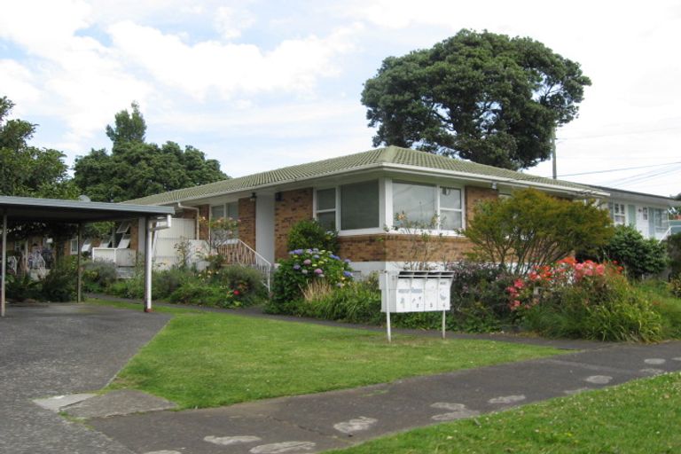 Photo of property in 4/57 Church Road, Mangere Bridge, Auckland, 2022