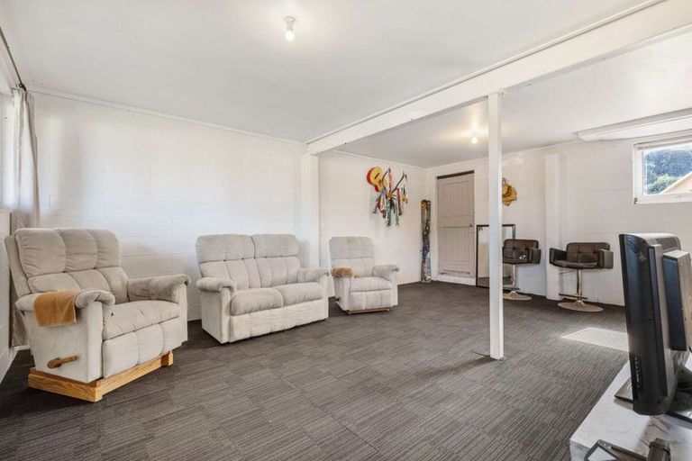 Photo of property in 33 Bell Road, Western Heights, Rotorua, 3015