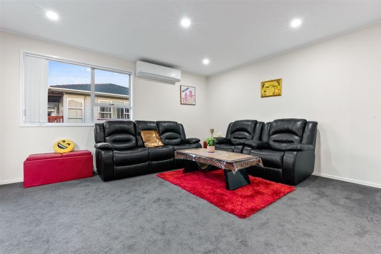 Photo of property in 1/32 Boundary Road, Clover Park, Auckland, 2019