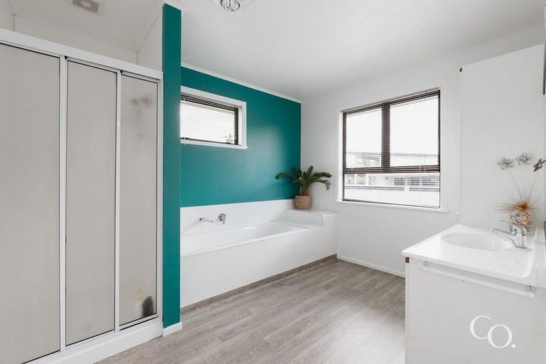 Photo of property in 73a Valley Road, Mount Maunganui, 3116