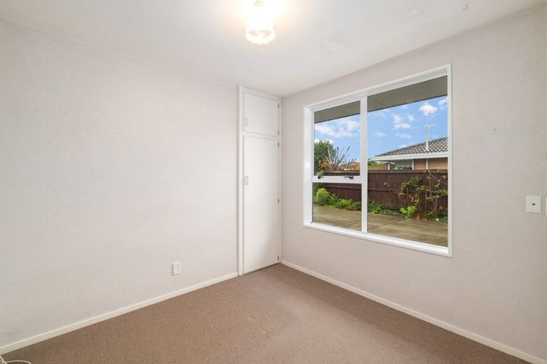 Photo of property in 2/15 Dumfries Drive, Hei Hei, Christchurch, 8042