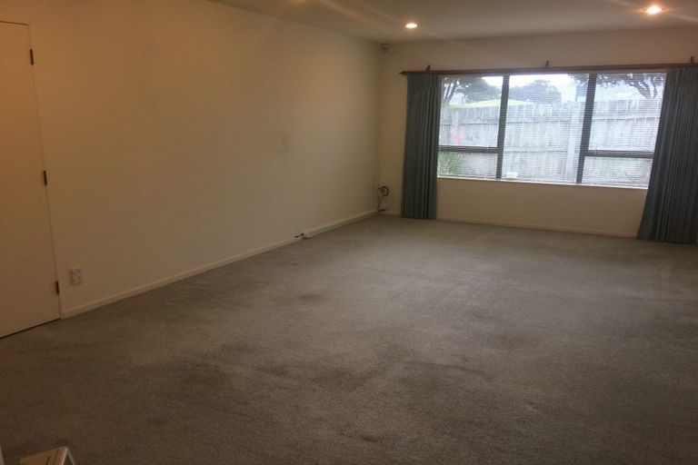 Photo of property in 16a Monorgan Road, Strathmore Park, Wellington, 6022