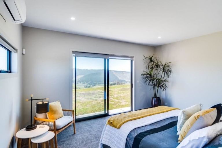 Photo of property in 164 Eskridge Drive, Eskdale, Napier, 4182