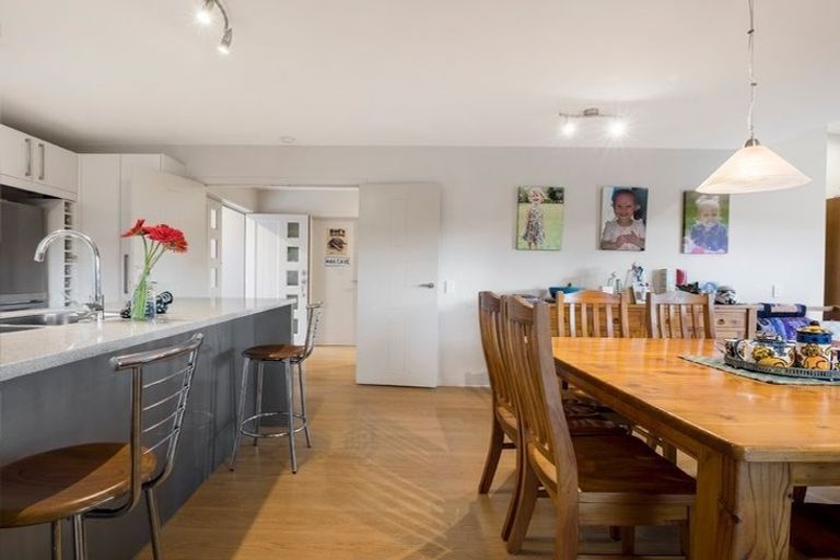 Photo of property in 10 Treetops Way, Bayview, Auckland, 0629