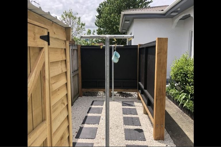 Photo of property in 21 Steele Road, Forest Lake, Hamilton, 3200