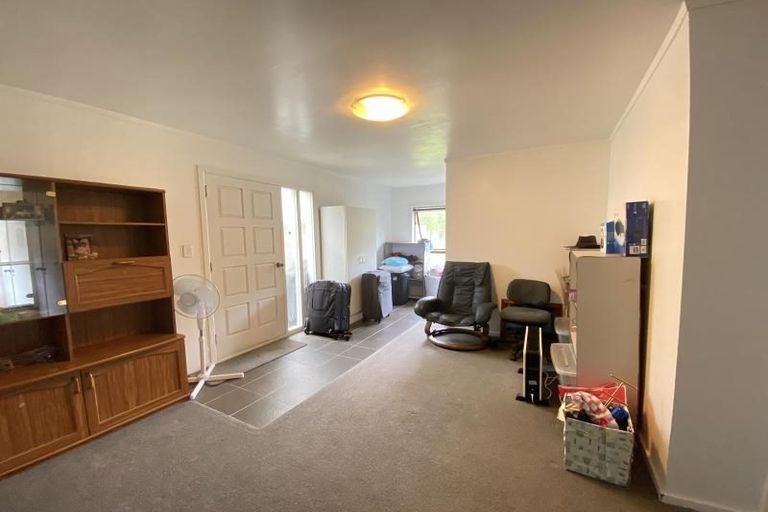 Photo of property in 3 Flinders Place, Johnsonville, Wellington, 6037