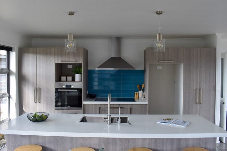 Photo of property in 20 Rainey Crescent, Papamoa Beach, Papamoa, 3118