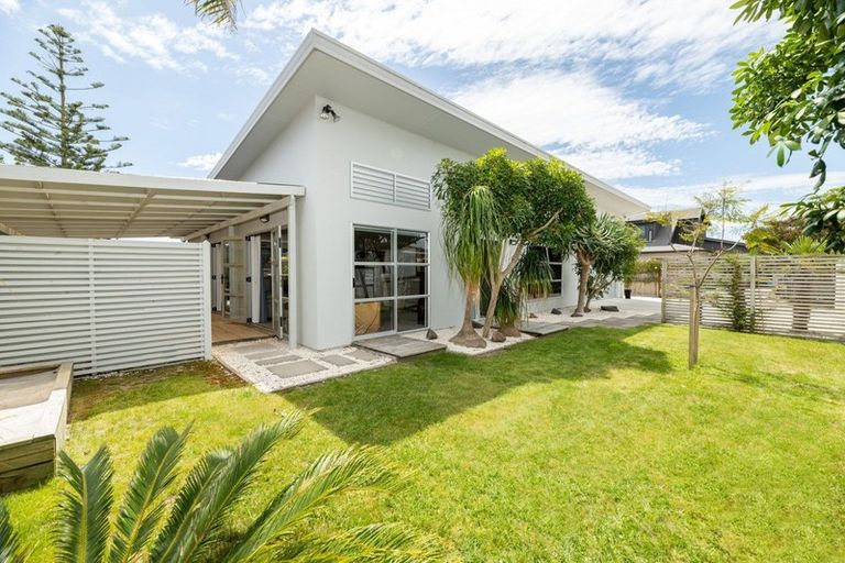 Photo of property in 11 Nautilus Drive, Papamoa Beach, Papamoa, 3118