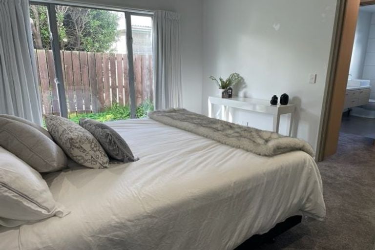 Photo of property in 18 Bryndwr Road, Fendalton, Christchurch, 8052