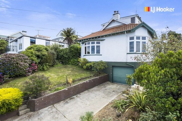 Photo of property in 5 Bellevue Street, Belleknowes, Dunedin, 9011