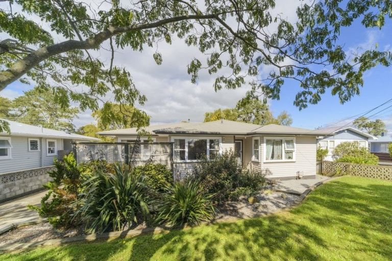 Photo of property in 48 Duff Crescent, Highbury, Palmerston North, 4412
