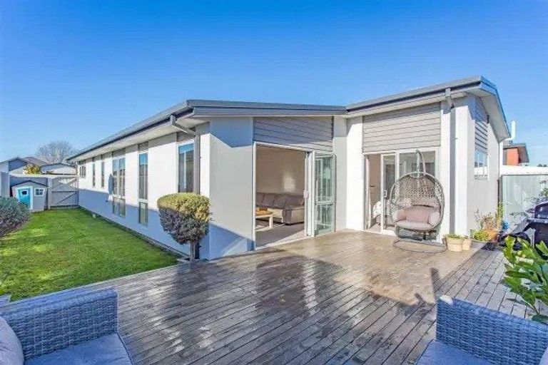 Photo of property in 6 Cleland Crescent, Kaiapoi, 7630