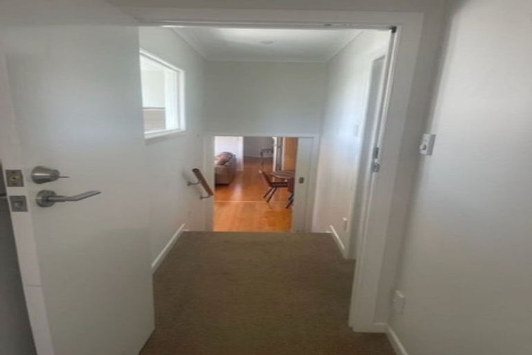 Photo of property in 24 Bevyn Street, Castor Bay, Auckland, 0620