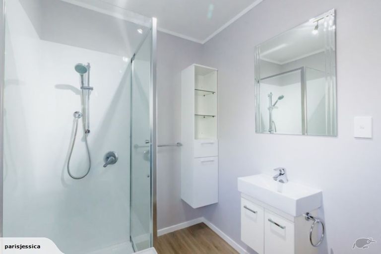 Photo of property in 71b Raumati Road, Raumati Beach, Paraparaumu, 5032