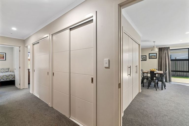 Photo of property in 18 Sunhaven Cove, Cromwell, 9310