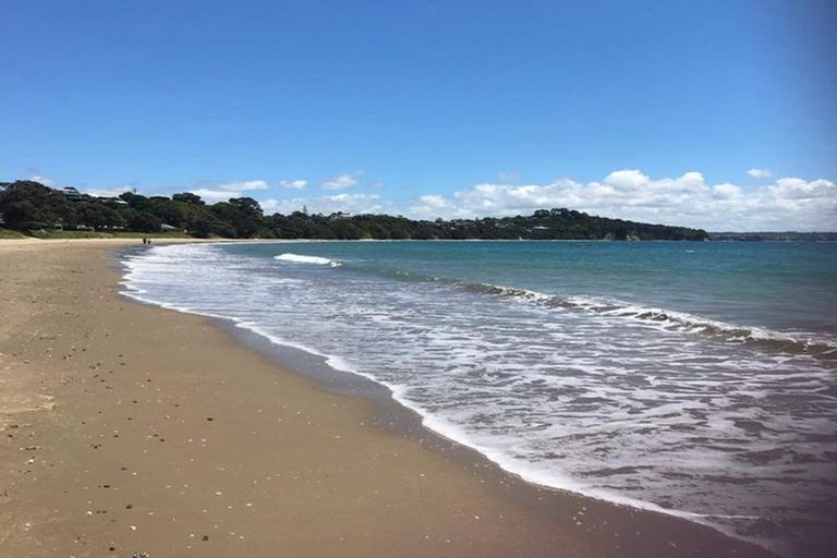 Photo of property in 144 Wade River Road, Wade Heads, Whangaparaoa, 0932