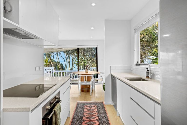 Photo of property in 79 Duncansby Road, Stanmore Bay, Whangaparaoa, 0932