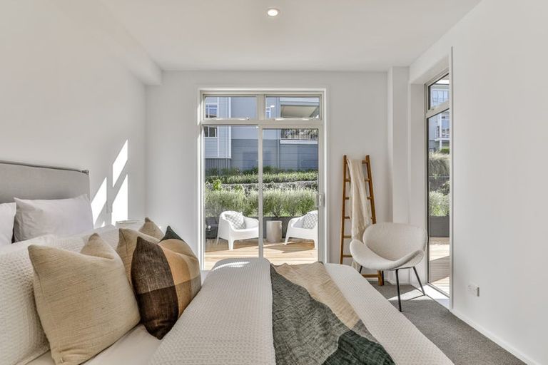 Photo of property in 109 Hibiscus Drive, Orewa, 0931