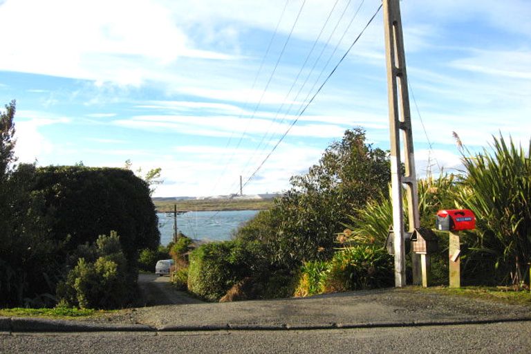 Photo of property in 1b Raymond Street, Bluff, 9814