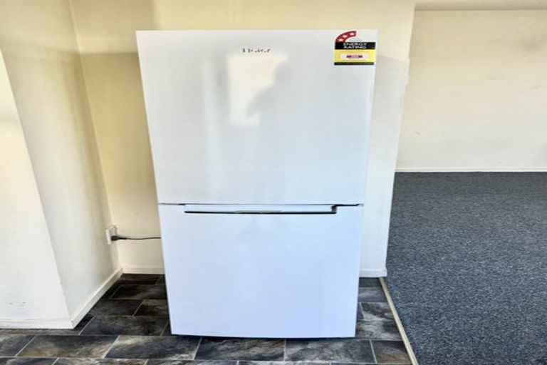 Photo of property in 14 Atlanta Grove, Brooklyn, Wellington, 6021