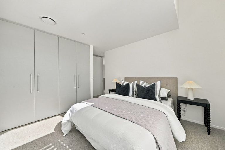 Photo of property in 183a Weston Road, St Albans, Christchurch, 8052