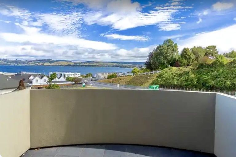 Photo of property in 15 Napier Road, Hilltop, Taupo, 3330