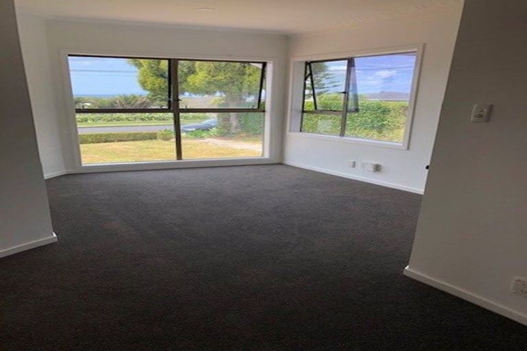 Photo of property in 4 Beatrice Avenue, Hillcrest, Auckland, 0627