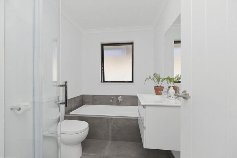 Photo of property in 29 Pakanga Grove, Pyes Pa, Tauranga, 3112