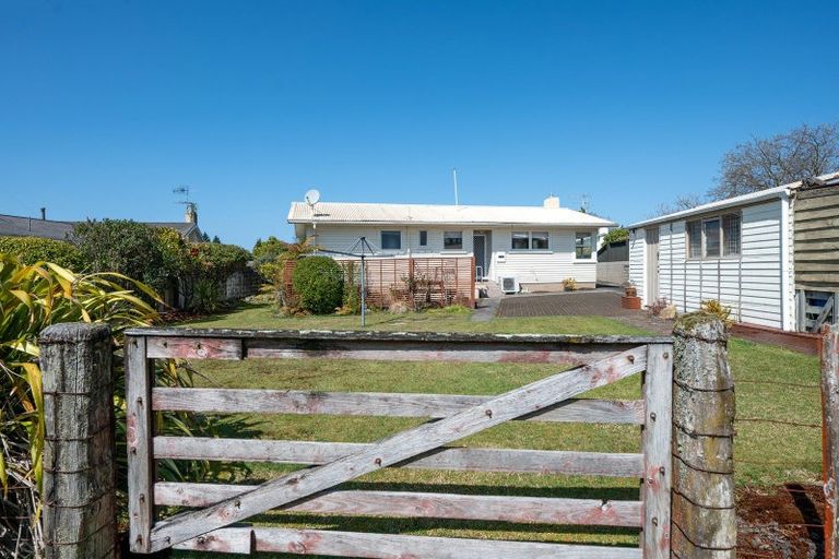 Photo of property in 9 Totaravale Street, Pukehangi, Rotorua, 3015