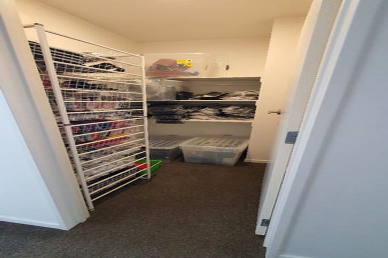 Photo of property in 7 Waru Lane, Te Atatu Peninsula, Auckland, 0610