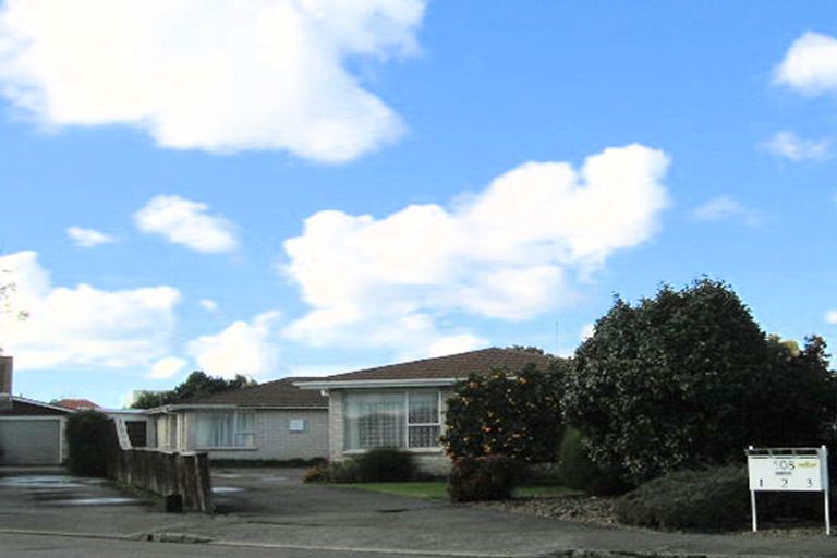 Photo of property in 2/508 Poplar Place, Akina, Hastings, 4122