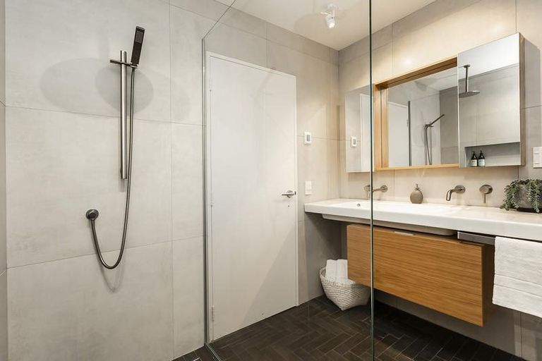 Photo of property in 21 Leithton Close, Glenleith, Dunedin, 9010