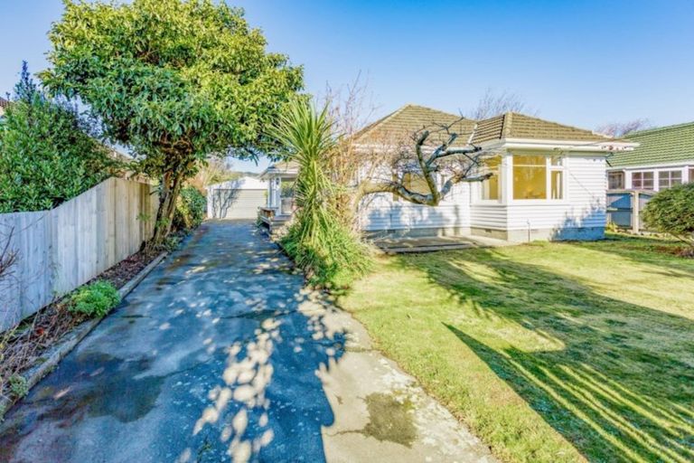 Photo of property in 28 Stanbury Avenue, Somerfield, Christchurch, 8024