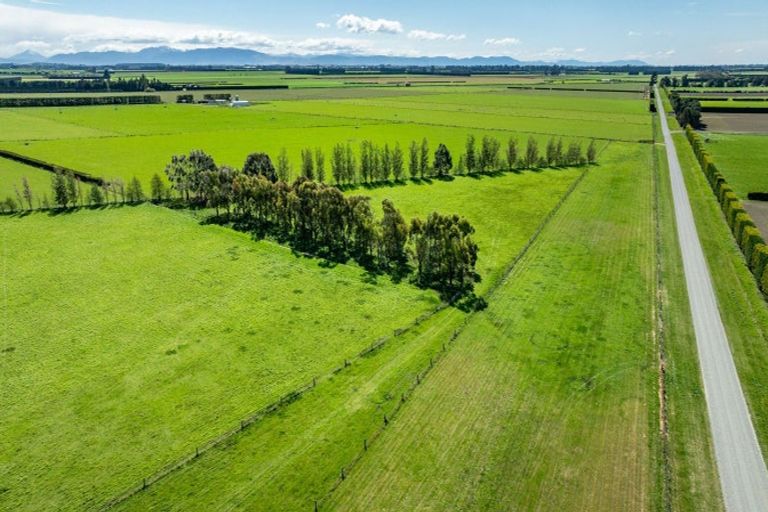 Photo of property in 864 Clintons Road, Charing Cross, Christchurch, 7671