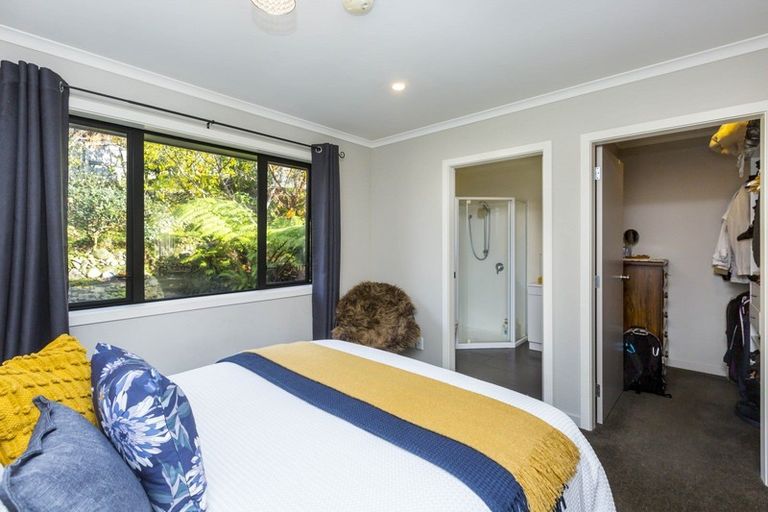 Photo of property in 15 Kirton Drive, Riverstone Terraces, Upper Hutt, 5018